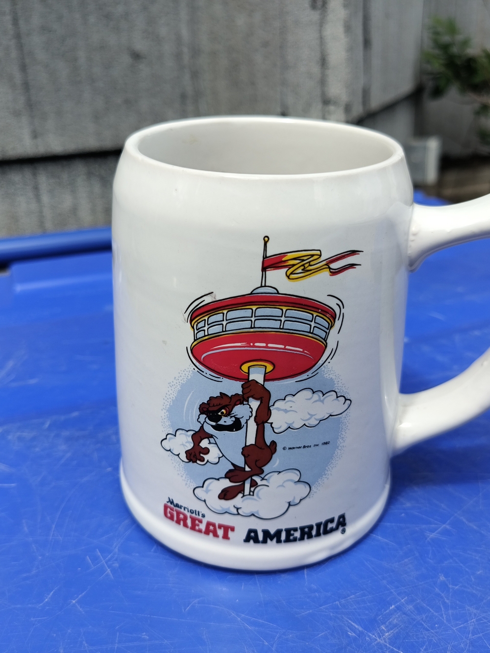 1982 Great America Taz Ceramic Mug - White with Red & Blue Graphic 5 Tall